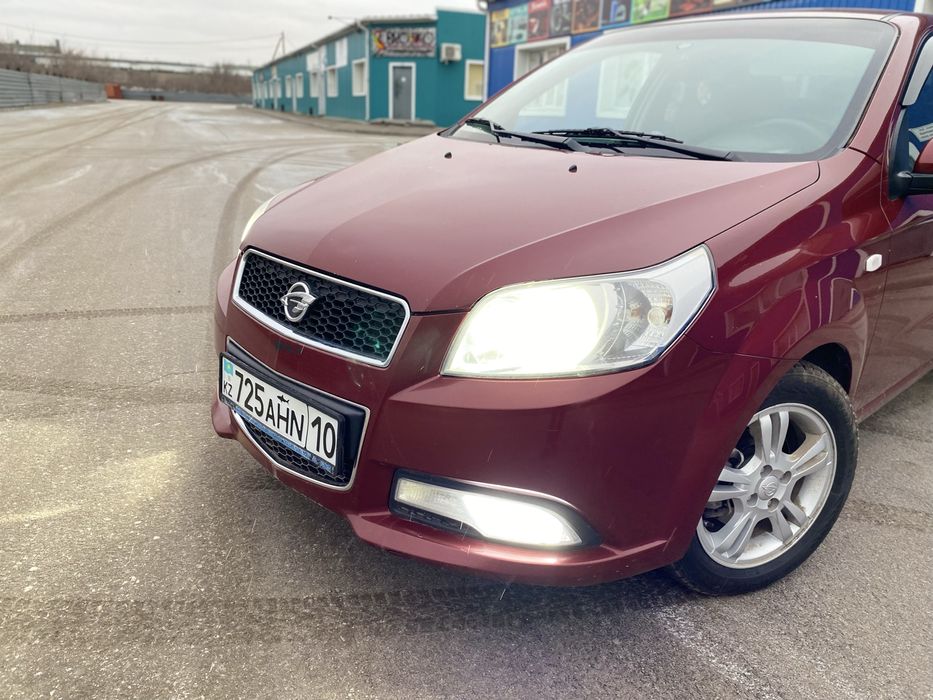 Продам пвтомобиль Ravon R3