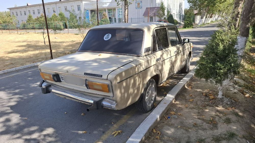 Vaz 2106 sotiladi