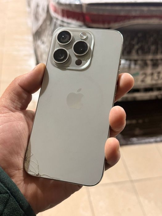 продаю срочно iphone 15 pro