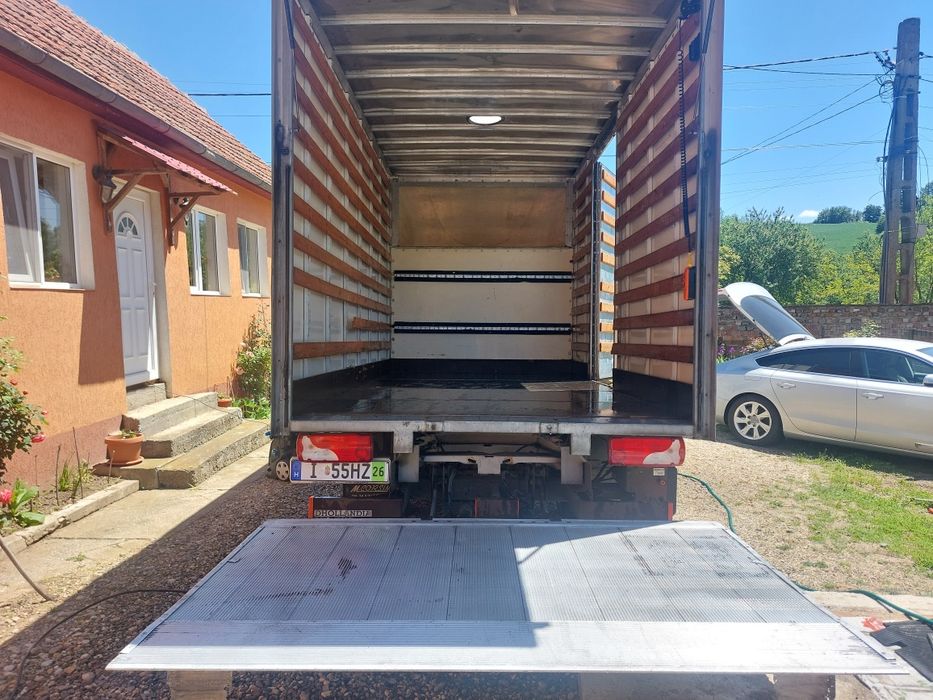 Mercedes Sprinter // Cub Lift // Recent adusa //