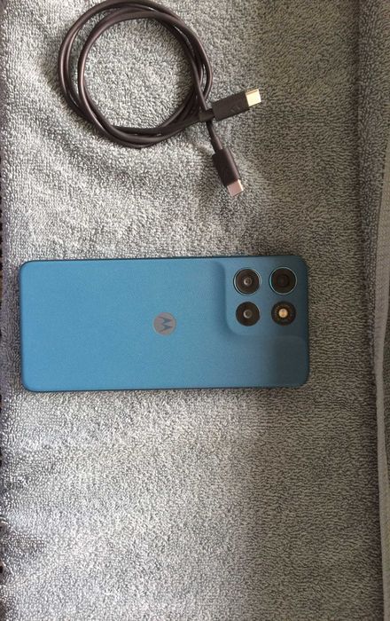 Vând Motorola Moto G57 Power | 256GB Stocare | 12GB RAM | Pachet Complet, utiliazt