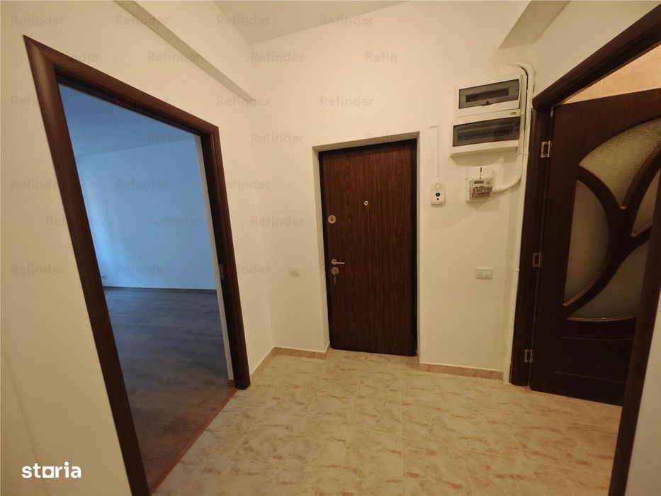 Vanzare apartament 3 camere | Piata Romana metrou | etaj 14 | decomand