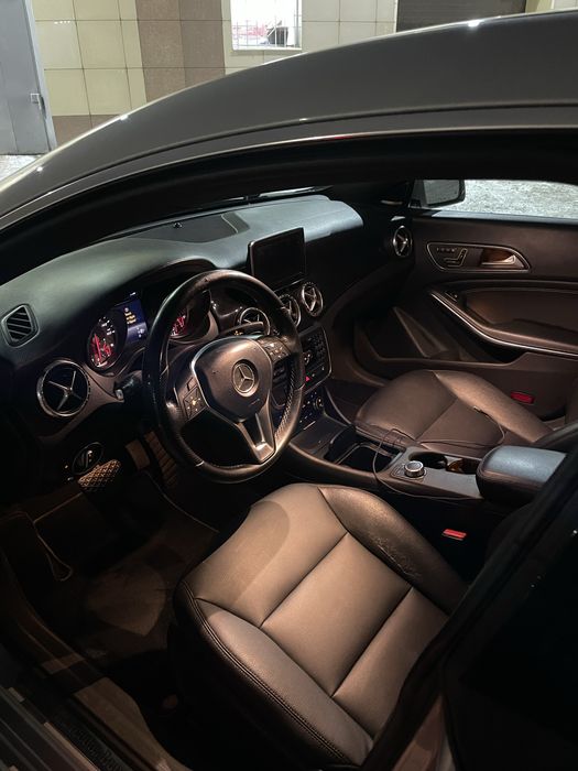Продам Mercedes CLA250