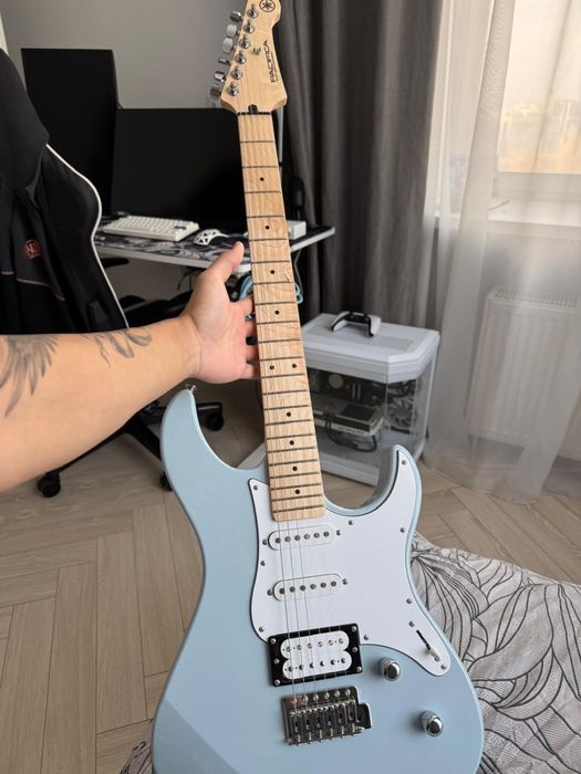 Yamaha pacifica 112vm