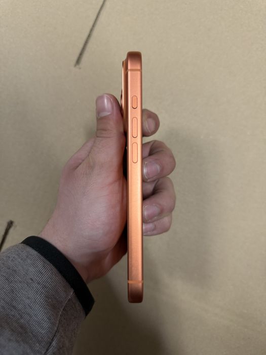 iPhone 17 Pro, 256Gb, Cosmic Orange (e-Sim)