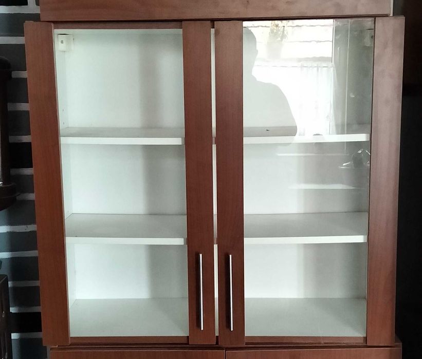 Vând mobila de bucatarie