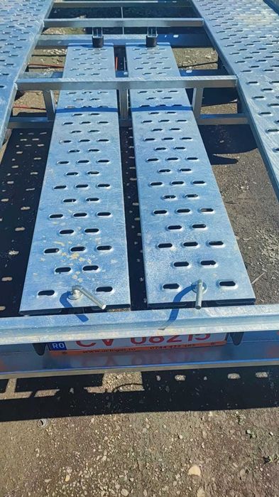 Platforma - Trailer Auto4,5m, 2700 kg aplecata spate