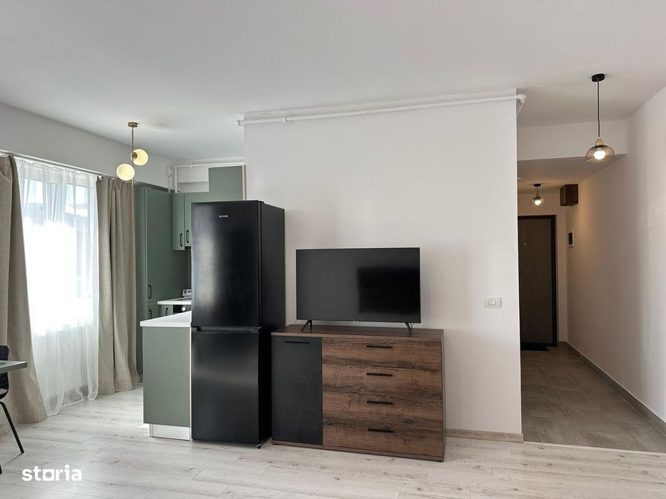 Garsoniera Ghimbav luminoasa spatioasa bloc nou cu loc parcare inclus