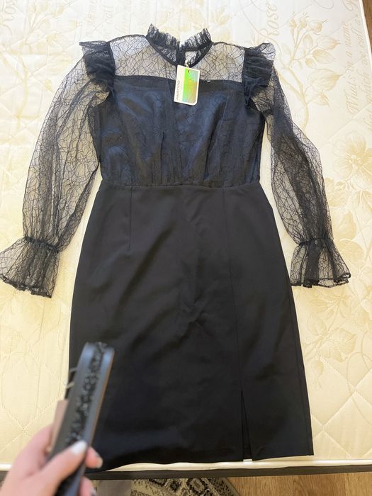 Продам новое платье.