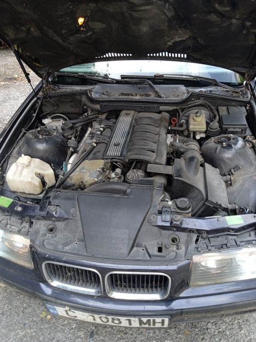 BMW 325i Coupe (E36)
