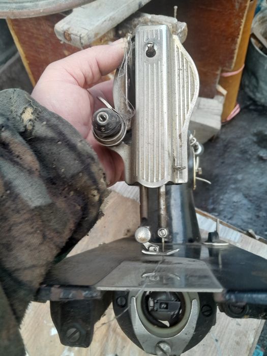 Швейная машина вторая в подарок