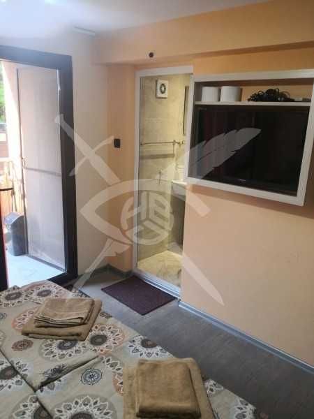 Продава се Хотел в Царево - 360 кв.м за 598 €/кв.м - Снимка #3