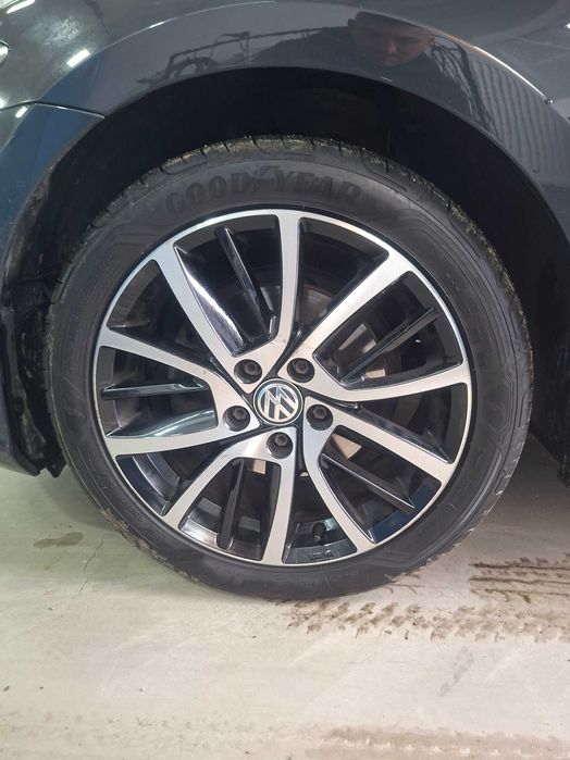 Vând sau  schimb Jante R17 pentru gama vw