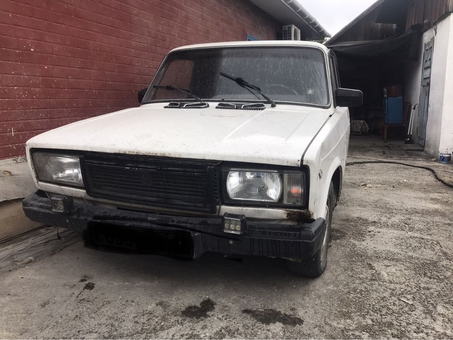 Продам ваз 2104.