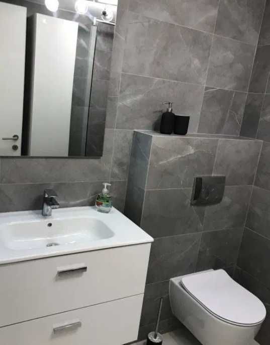 Дава се под наем Двустаен апартамент в Пловдив, Остромила - 65 кв.м за 336.6 € - Снимка #5