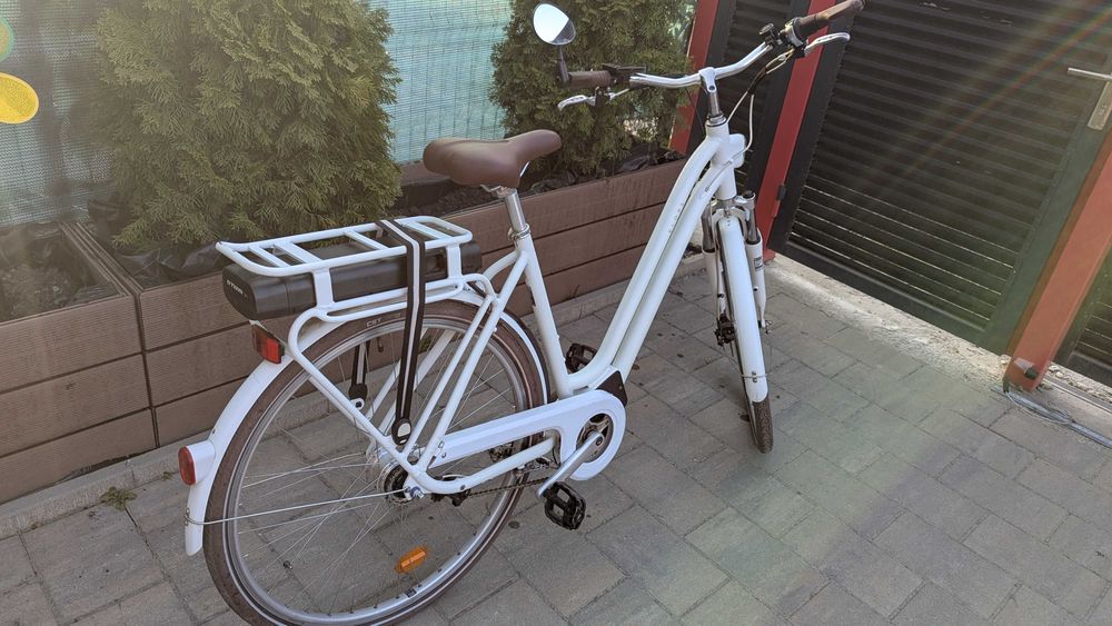 Bicicletă de oraș electrică Elops 920E Alb Marime L