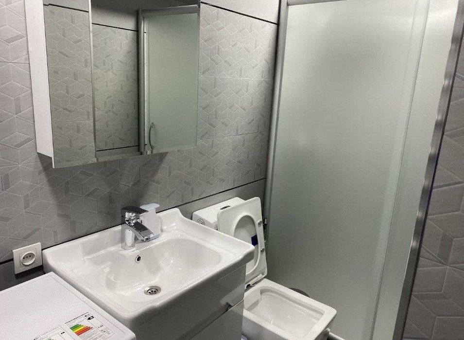 Маским Горький 2 комнат метро БИЙ буз базар Сайрам ФОТО РЕАЛЬНЫЕ