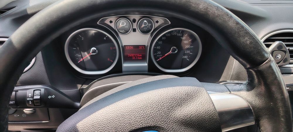 Vând  Ford Focus 2010