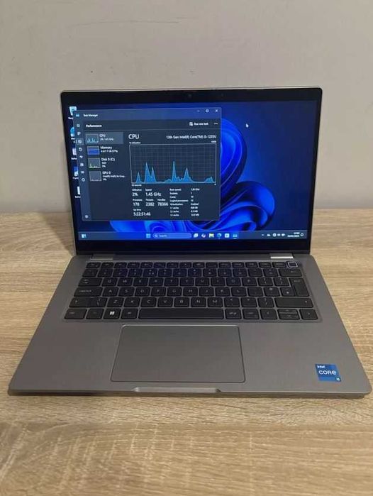 DELL Latitude 5330 13.3" Intel® i5-1235U/8 GB DDR4/ 1TB SSD - НОВ!