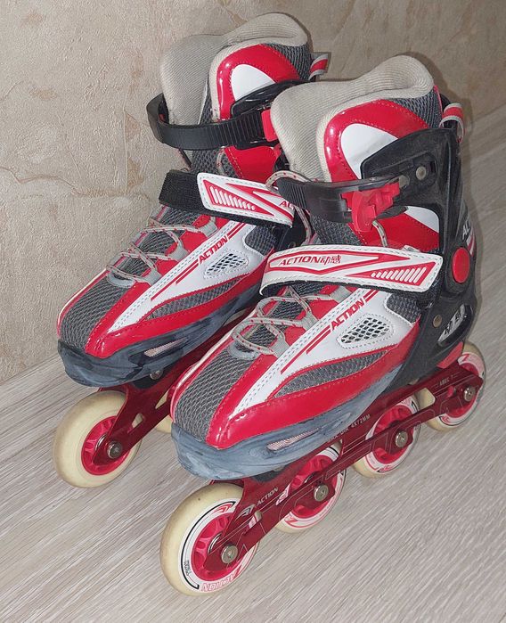 Продам роликовые коньки