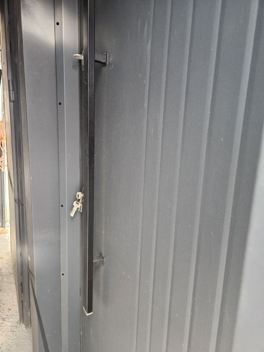 Врати входни и за баня