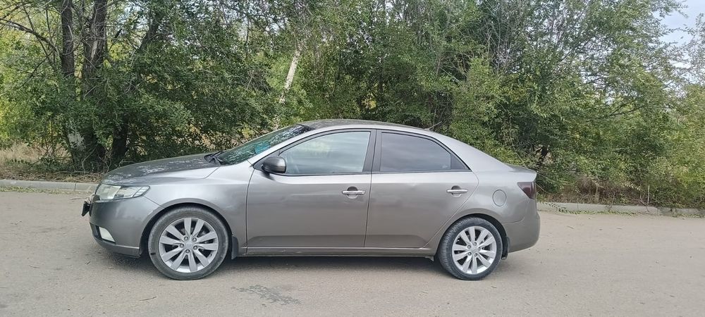Продаю Kia Cerato 2011 года