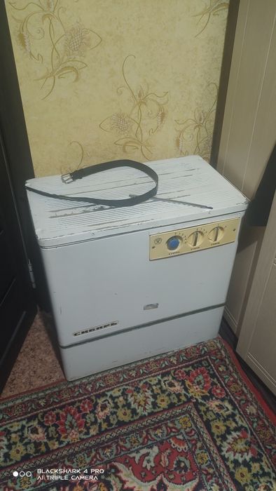 Продаю стиральную машину
