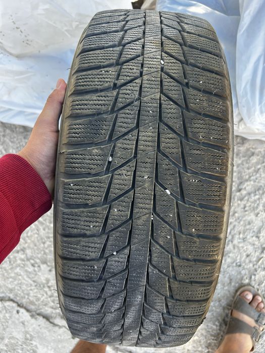 Зимние шины triangle 215/55 R17