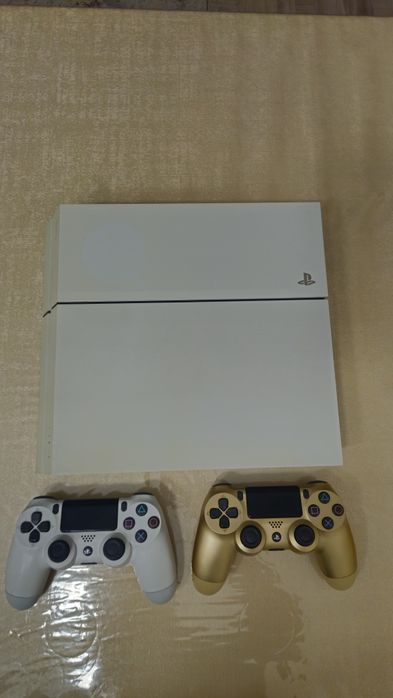 Playstation 4 с играми