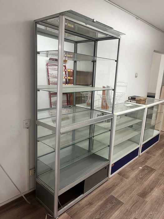 Полки-стеллажи-витрины