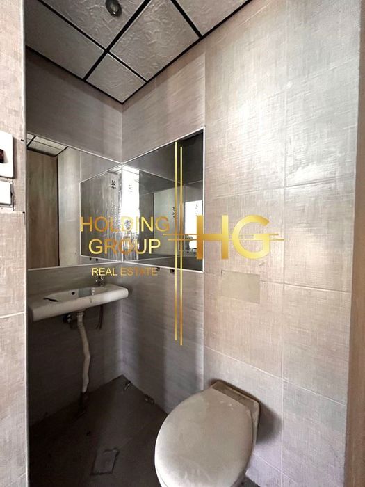 Продава се Четиристаен апартамент в Варна, Център - 104 кв.м за 1597 €/кв.м - Снимка #9