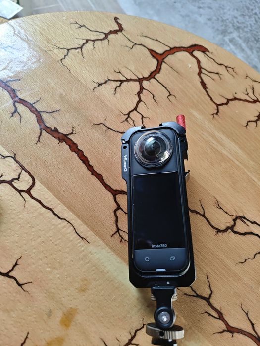 Insta 360 X5 с остатъчна гаранция 1 година