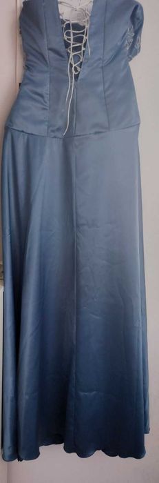 Официална рокля тип корсет