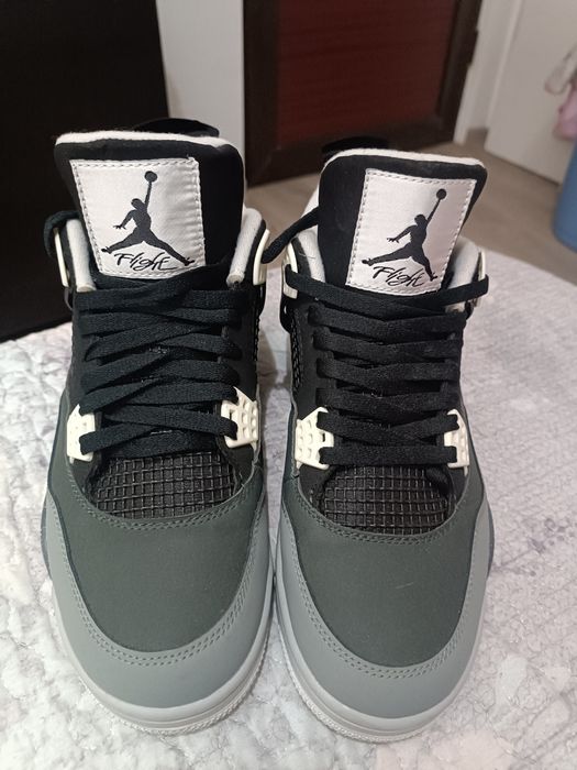 Jordan 4 retro fear