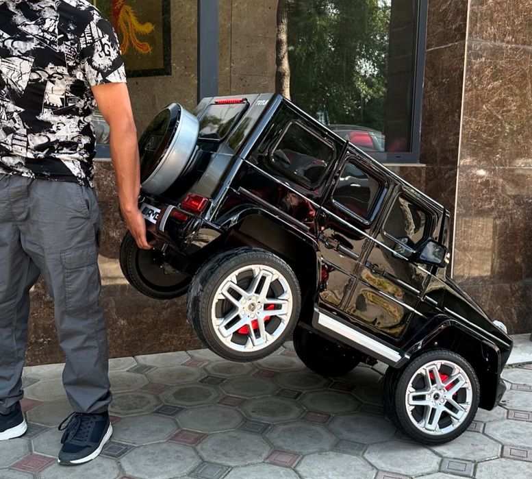 Самый большой детский электромобиль Gelendvagen G63 до 8 лет. доставка