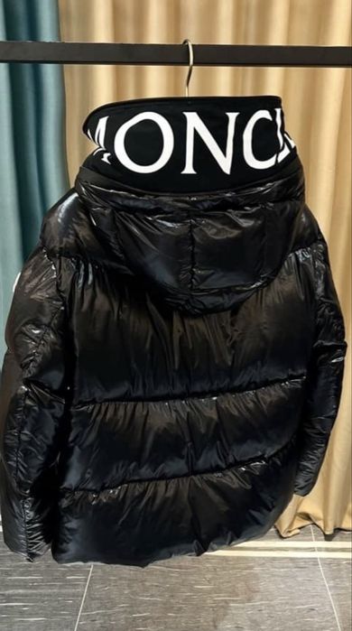 Зимно Яке Moncler