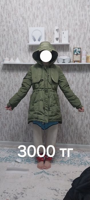 Продам зимние куртки