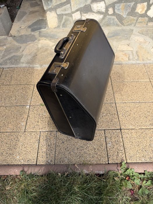 Vand acordeon Weltmeister cu 60 basi