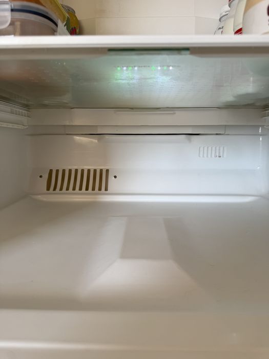 Vand frigider LG volum 346l, sistem NO FROST, dozator apa