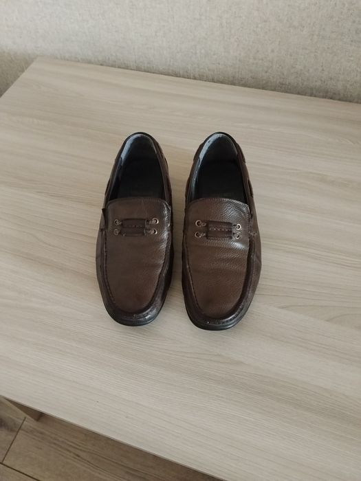 Продам мужские туфли