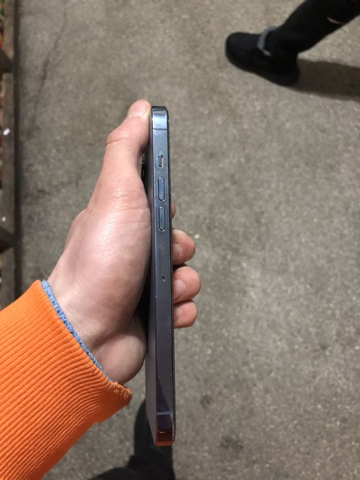 Ihone 13 pro max srochna sotiladi