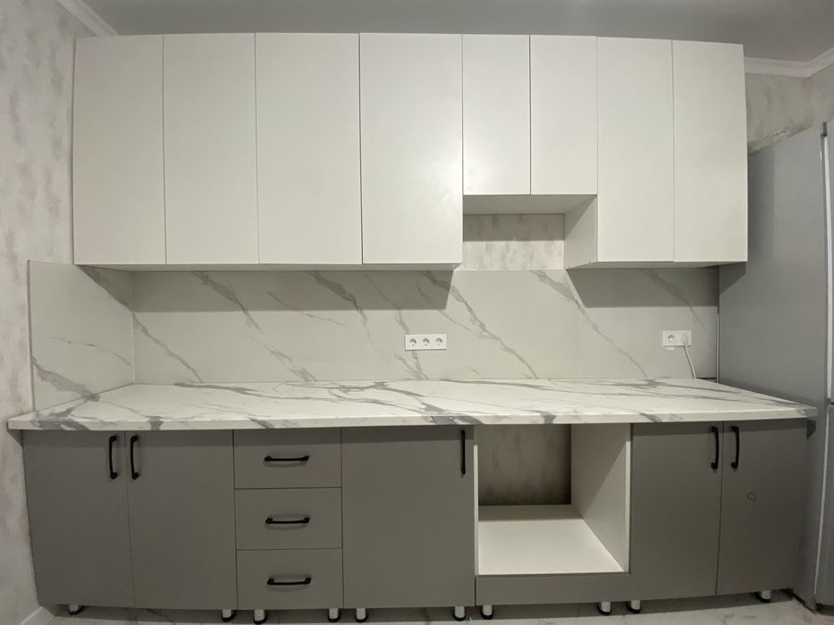 Кухонная мебель 80000