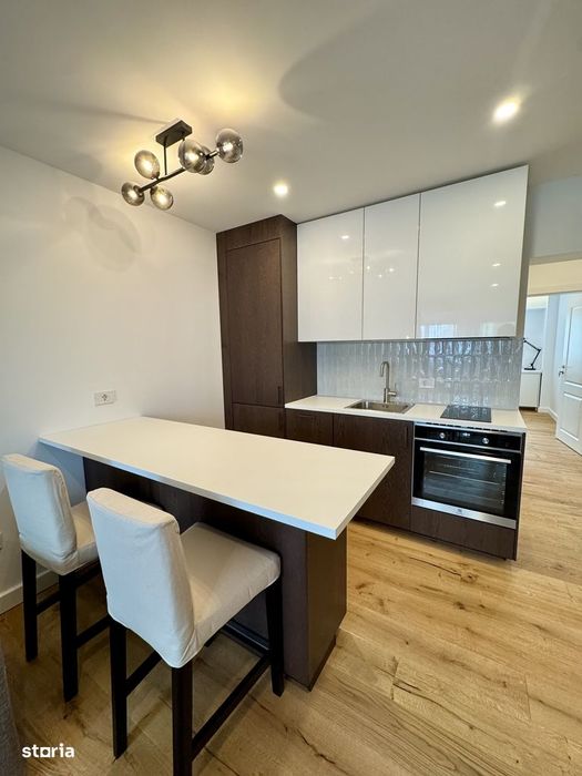 Inchiriez apartament 3 camere, Piata Spitalului-Intim