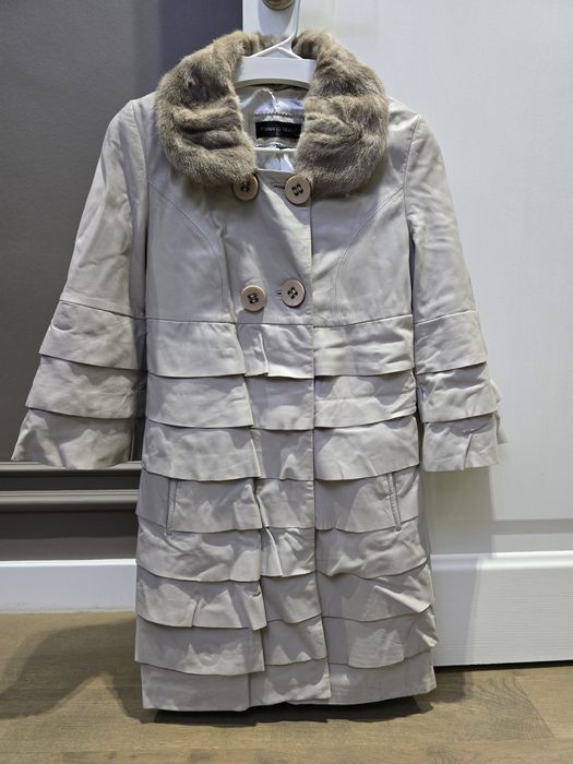 Продаётся кожаный плащ