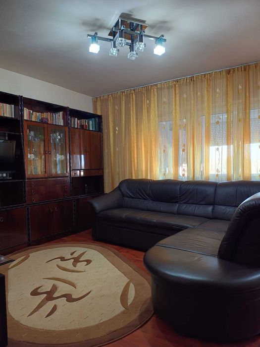 Apartament renovat/mobilat,  4 camere, Alexandria,  proprietar