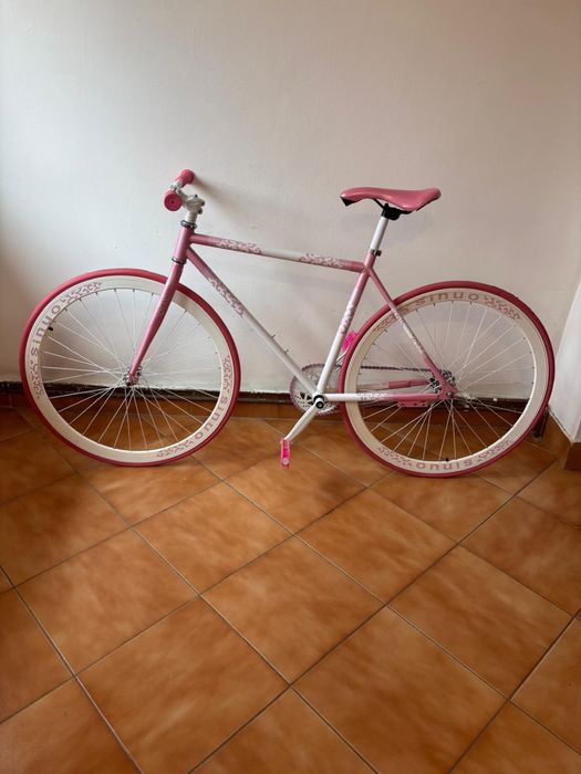 Cursiere singal speed  cu roti pe 28 inchi