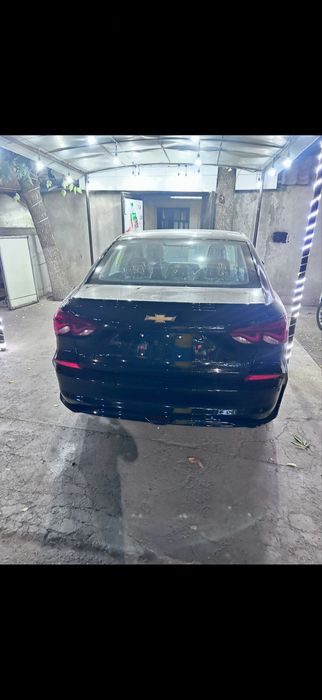 Монза  сотилади