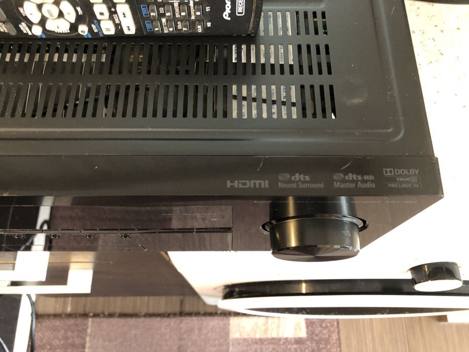 Pioneer VSX-921 resiver