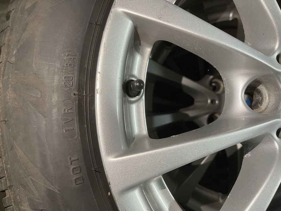 Jante BMW seria 3, R16, anvelope de iarna folosite 1 sezon !