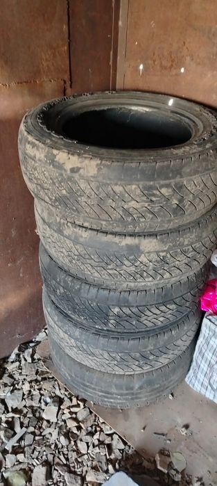 Продам резину в хорошем состоянии